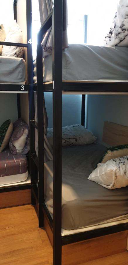 Nature Village Hostel Bangkok Rom bilde
